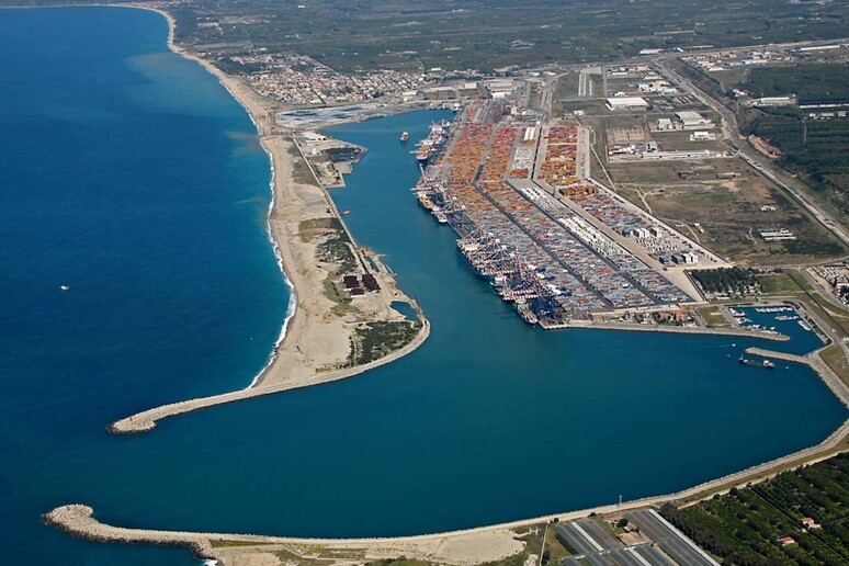 Partiti a Gioia Tauro lavori riqualificazione del retroporto