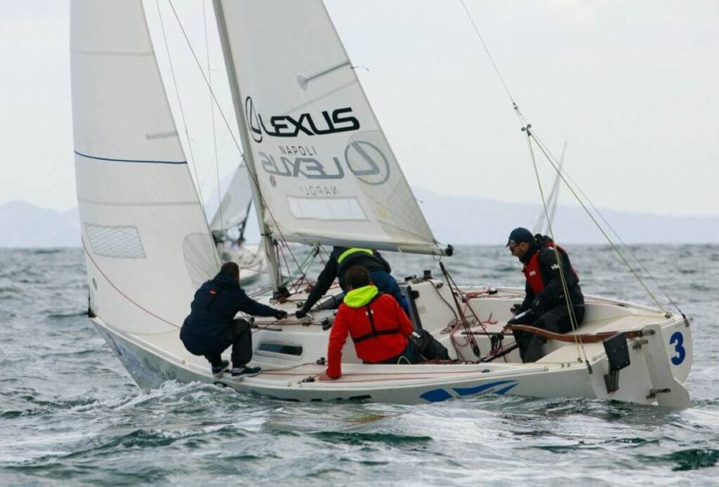 A Napoli la veleggiata dei Panathlon Club delle Repubbliche Marinare: regata e valori nel Golfo A Napoli la veleggiata dei Panathlon Club delle Repubbliche Marinare: regata e valori nel Golfo